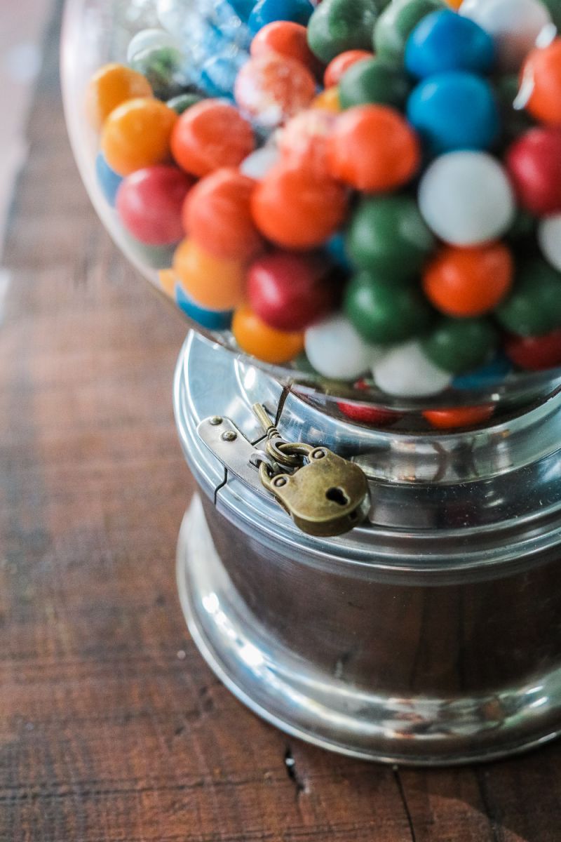 Distributeur à bonbon Ford Ball Gum 1950 hard candy – Image 6