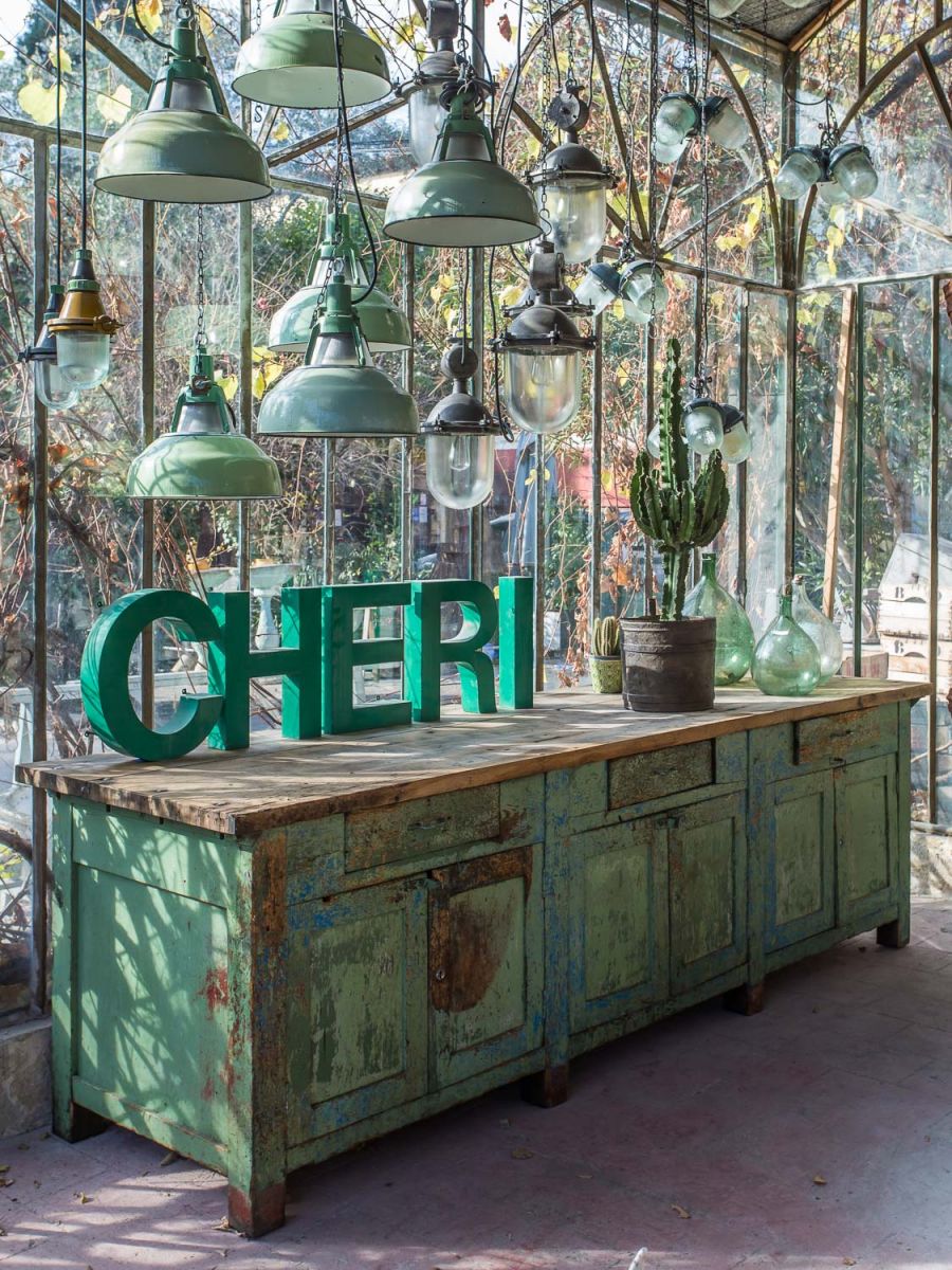 banco de trabajo mecánico industrial muy grande en su estado original - Image 2