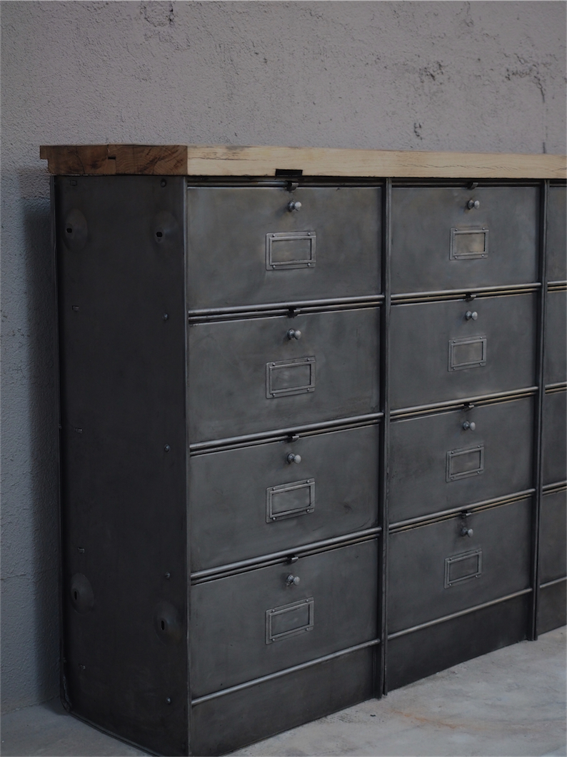 ancien meuble enfilade 16 casiers industriel a clapet roneo 1950 plateau chene massif – Image 7