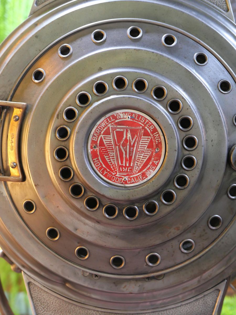 projecteur cinema MCALISTER des studios Hollywood Californie pied tripod – Image 17