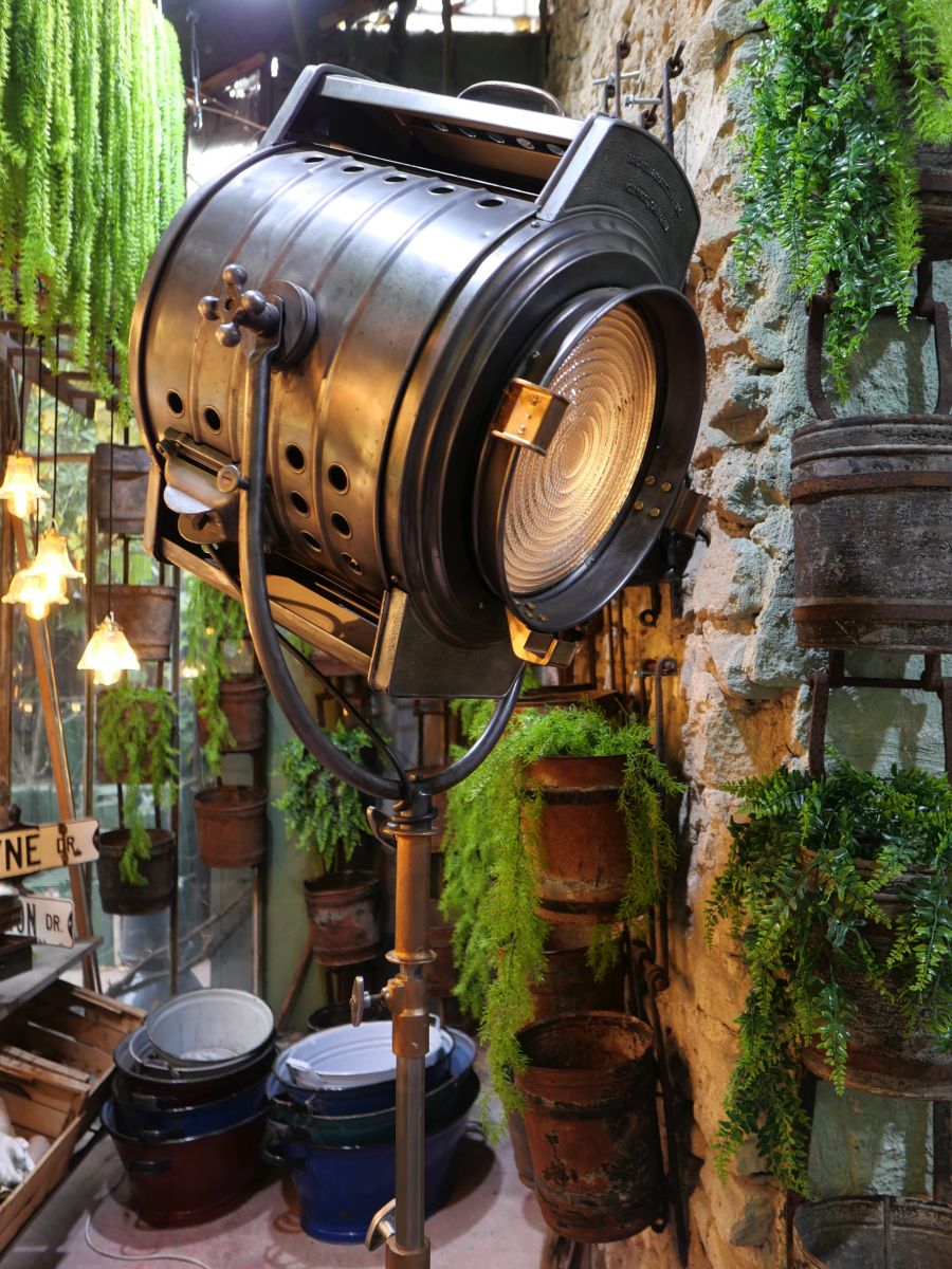 projecteur cinema MCALISTER des studios Hollywood Californie pied tripod – Image 22