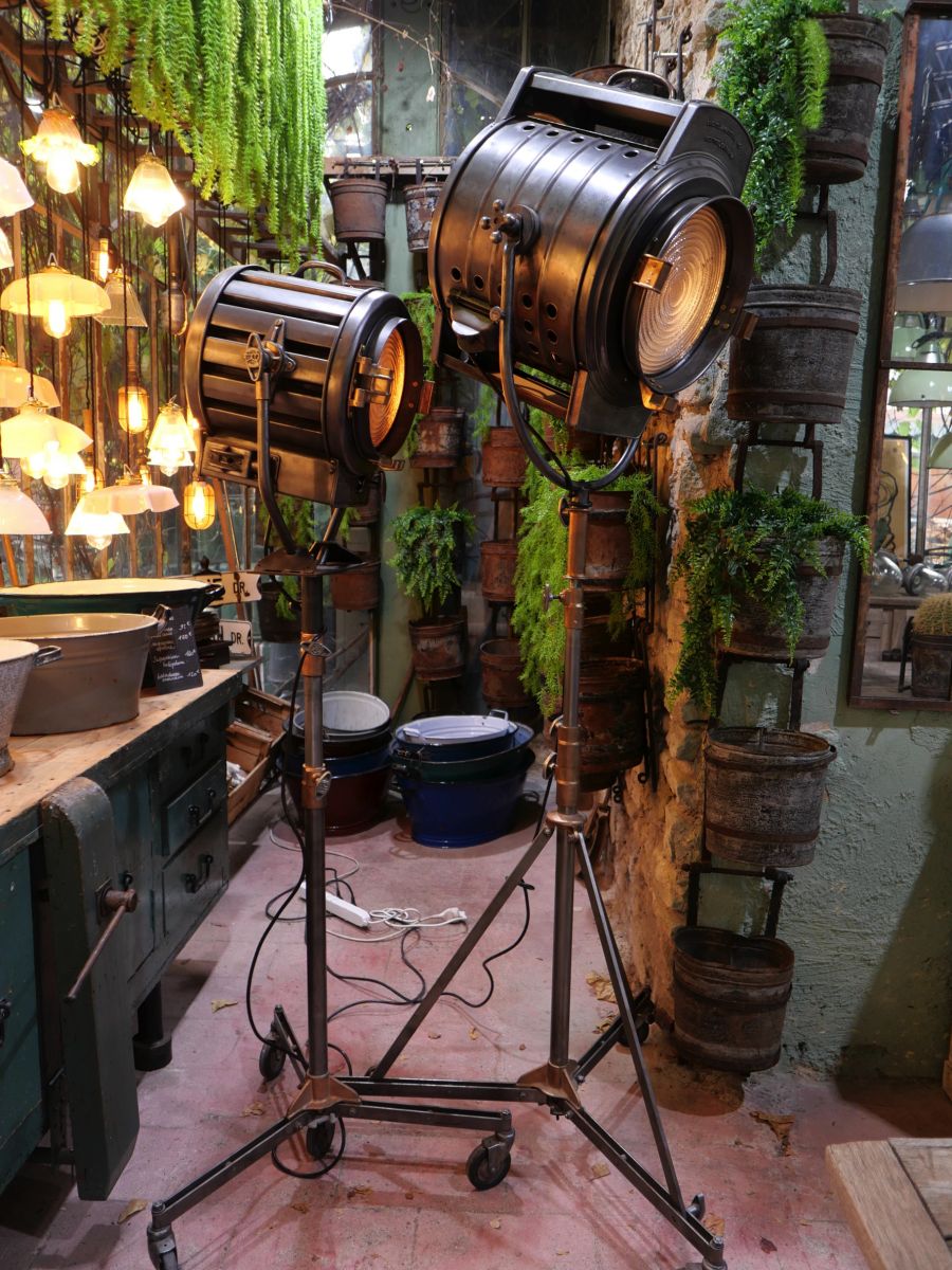 projecteur cinema MCALISTER des studios Hollywood Californie pied tripod – Image 28