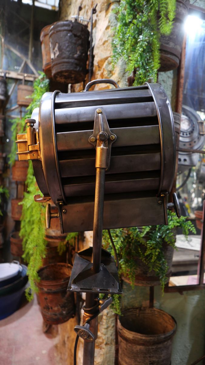 projecteur cinema MOLE RICHARDSON FRANCE studio VICTORINE Nice 2k – Image 23