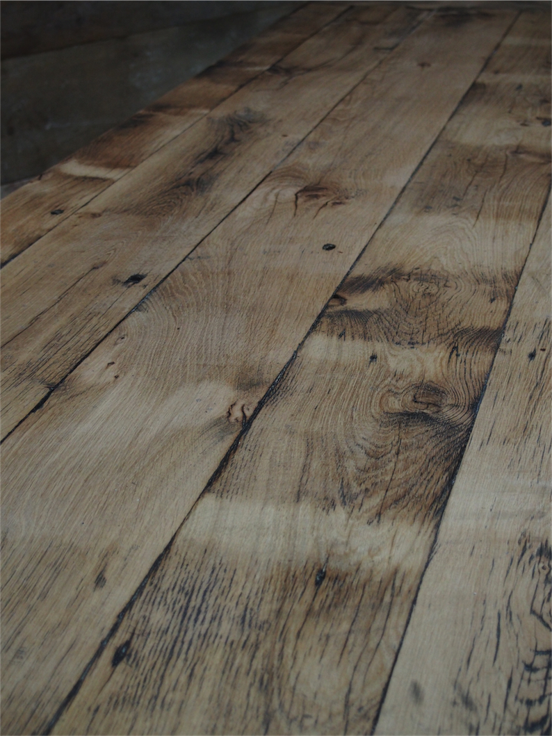 tres grande table industrielle plateau chene massif 3 pieds fonte – Image 14