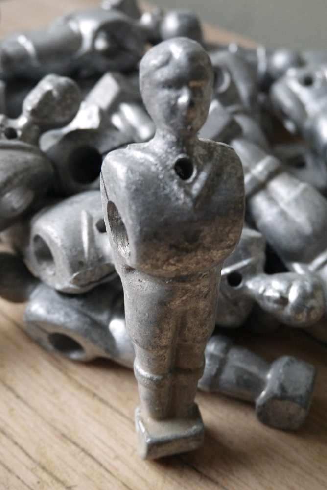 joueur de baby foot brut de fonderie – Image 7