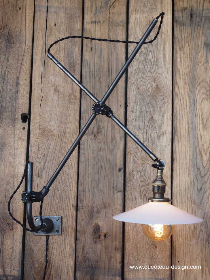 Rare Lampe O.C. White Industrielle fixation murale applique la lampe de reference a new york dans les loft – Image 17