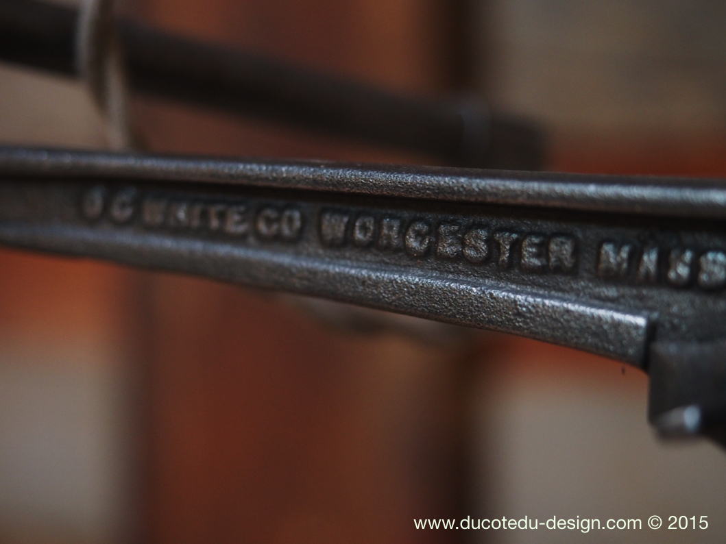 Rare Lampe O.C. White Industrielle fixation etau la lampe de reference a new york dans les loft – Image 9