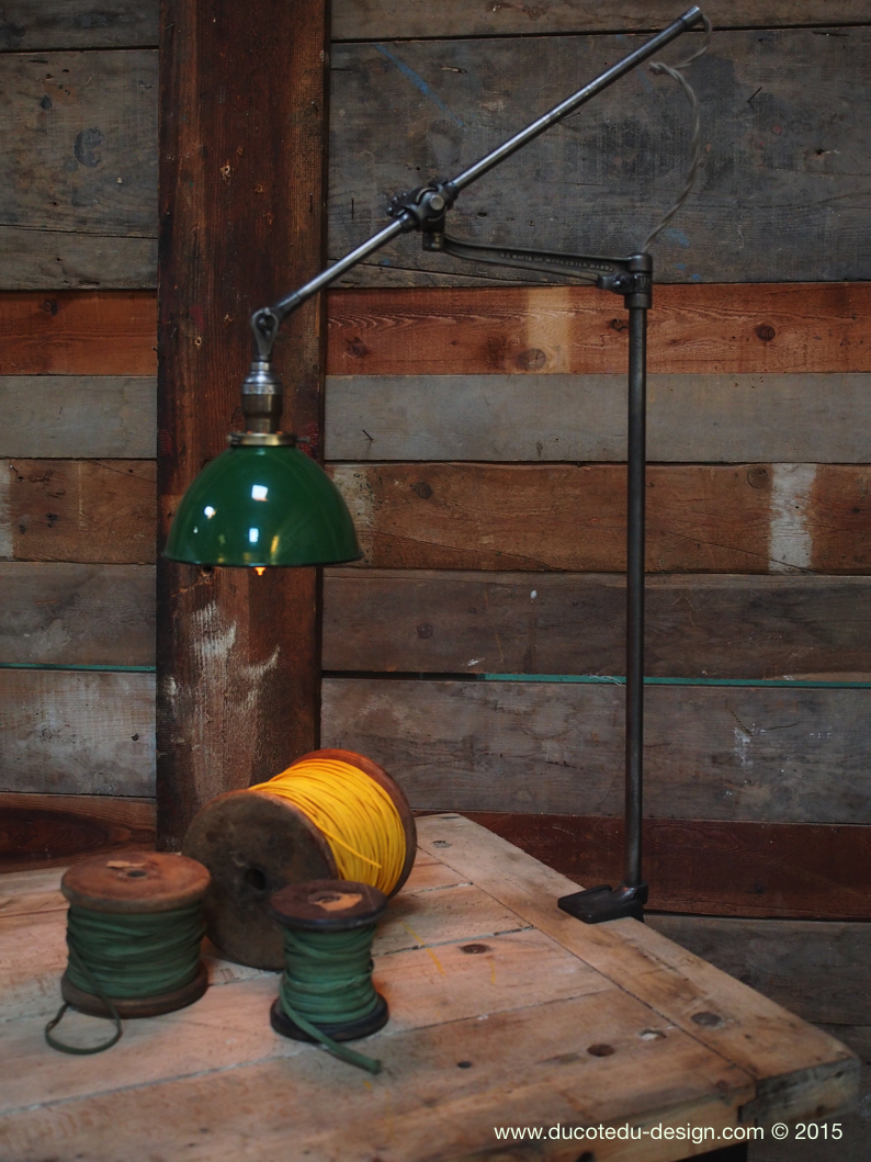 Rare Lampe O.C. White Industrielle fixation etau la lampe de reference a new york dans les loft – Image 12