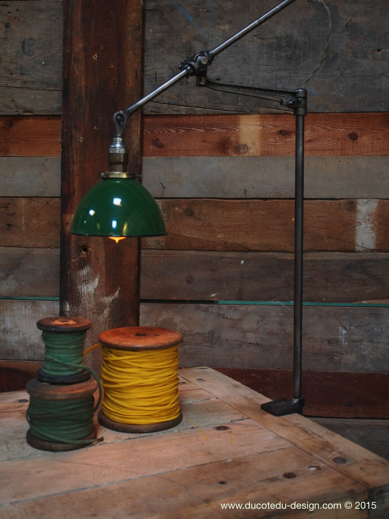 Rare Lampe O.C. White Industrielle fixation etau la lampe de reference a new york dans les loft – Image 2