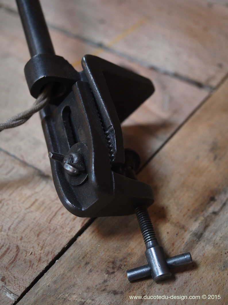 Rare Lampe O.C. White Industrielle fixation etau la lampe de reference a new york dans les loft – Image 14