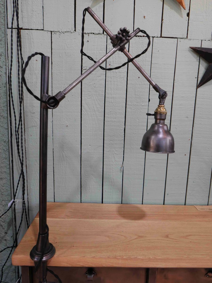 Rare Lampe OC White Industrielle fixation etau la lampe de reference a new york – Image 6