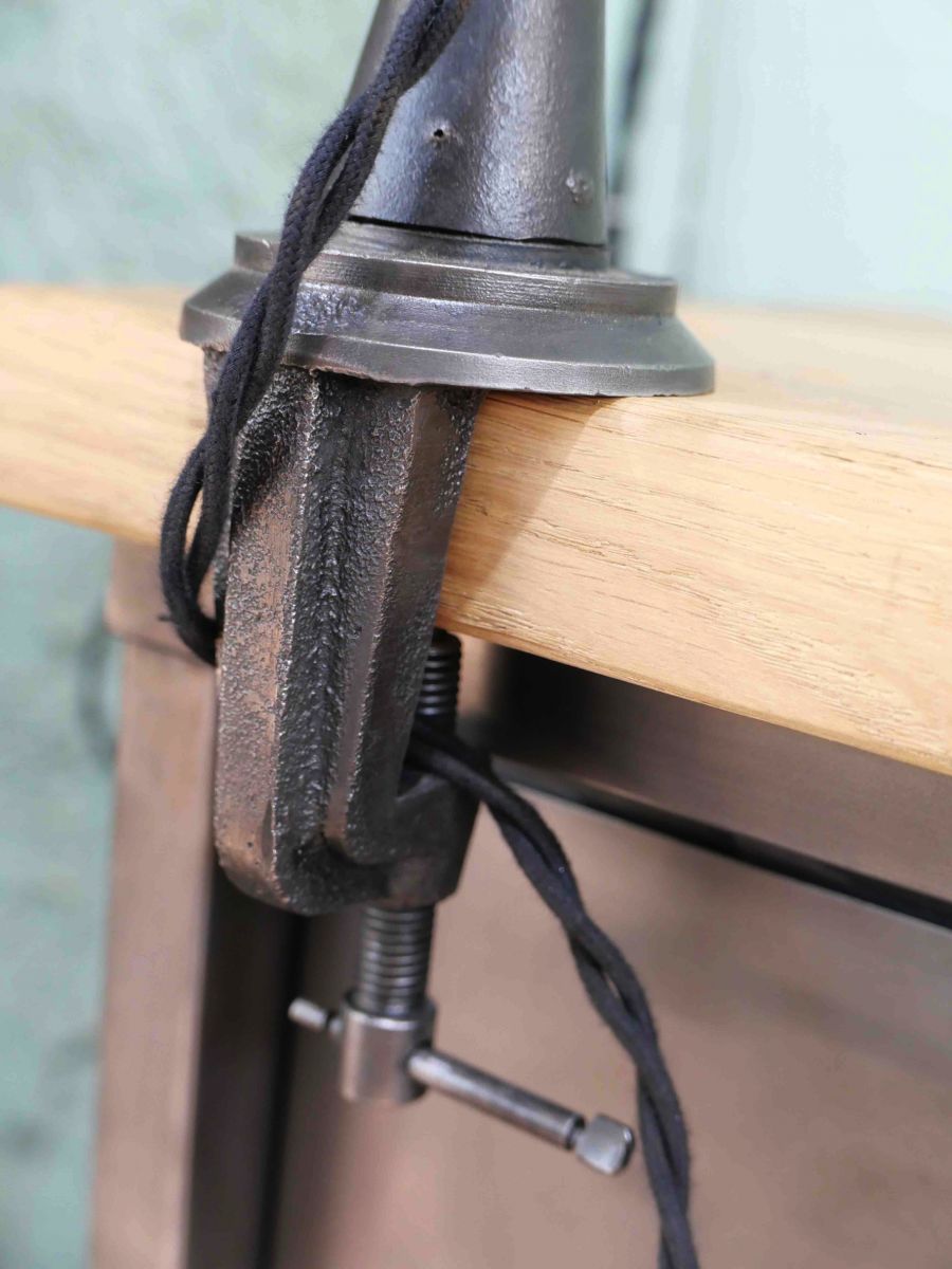 Rare Lampe OC White Industrielle fixation etau la lampe de reference a new york – Image 14