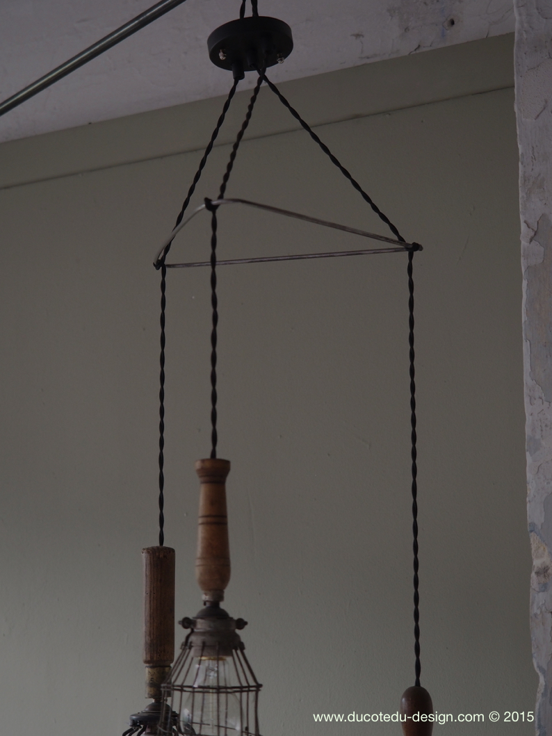 lustre de 3 baladeuse industrielle des USA equipant les caves de new York – Image 17