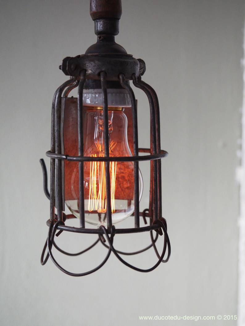 lustre de 3 baladeuse industrielle des USA equipant les caves de new York – Image 8