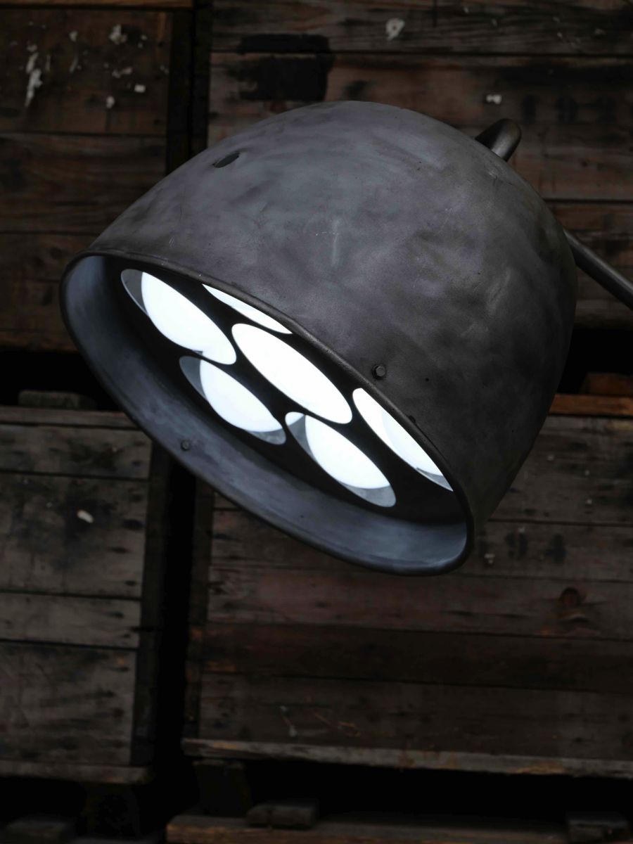 lampe sur pied carrossier atelier R.G Levallois – Image 4