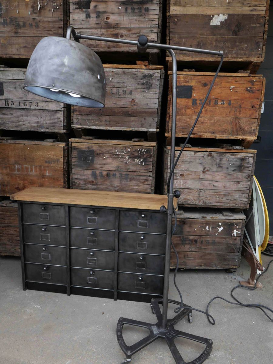 lampe sur pied carrossier atelier R.G Levallois – Image 14