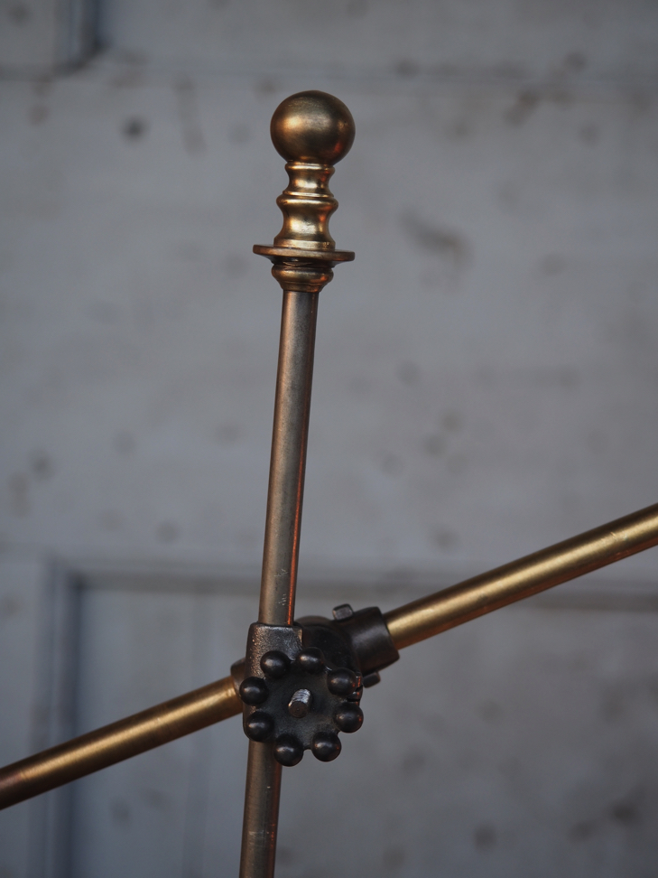 Rare Lampe de bureau O.C. White Industrielle socle fonte la lampe de reference a new york dans les loft – Image 6