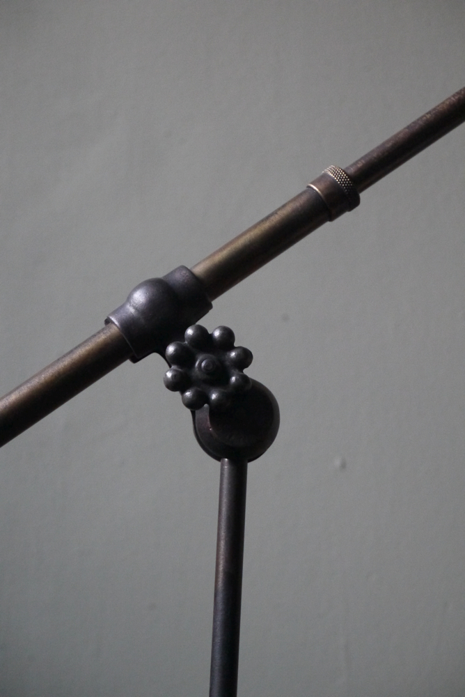 Rare Lampe bureau O.C. White Industrielle sur etau la lampe de reference a new york dans les loft – Image 13