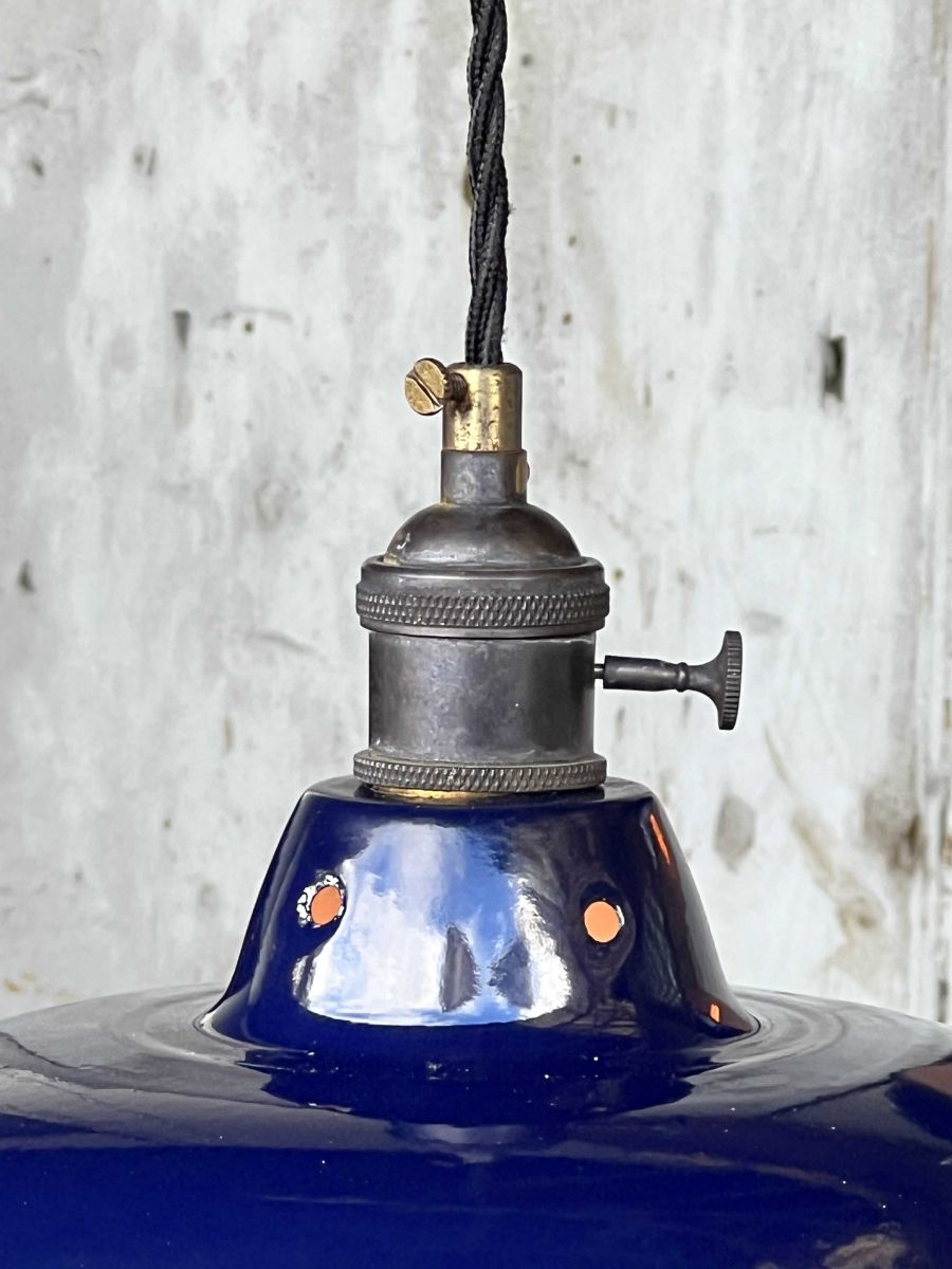 lampe abat jour emaillee industrielle bleu nuit – Image 4