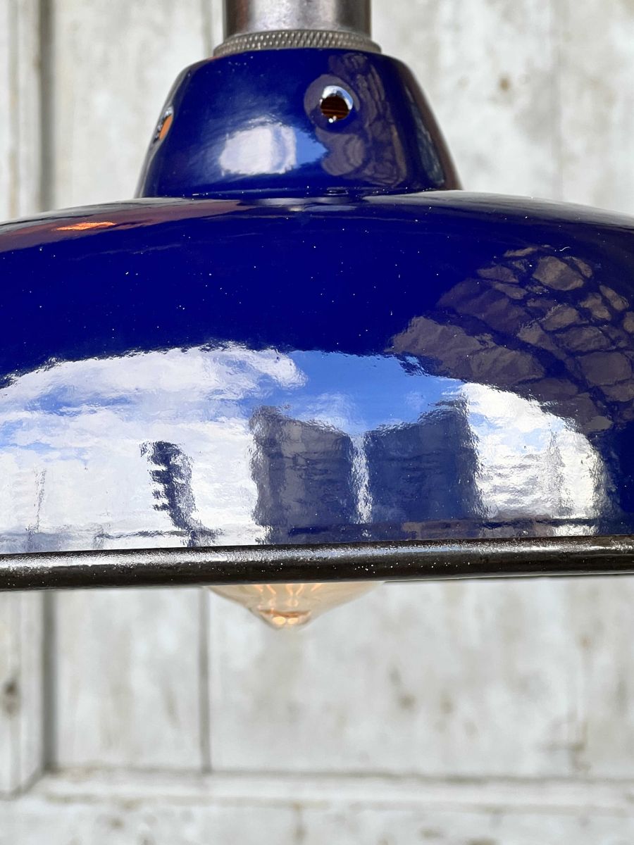 lampe abat jour emaillee industrielle bleu nuit – Image 9