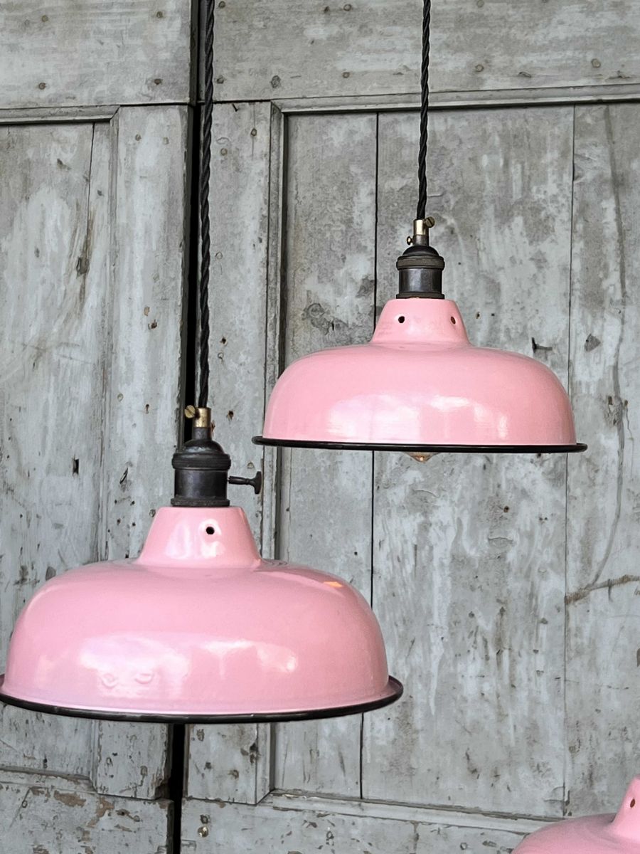 lampe abat jour emaillee industrielle rose – Image 4