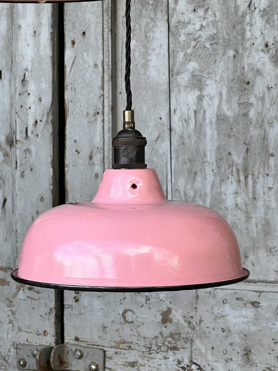 lampe abat jour emaillee industrielle rose – Image 5