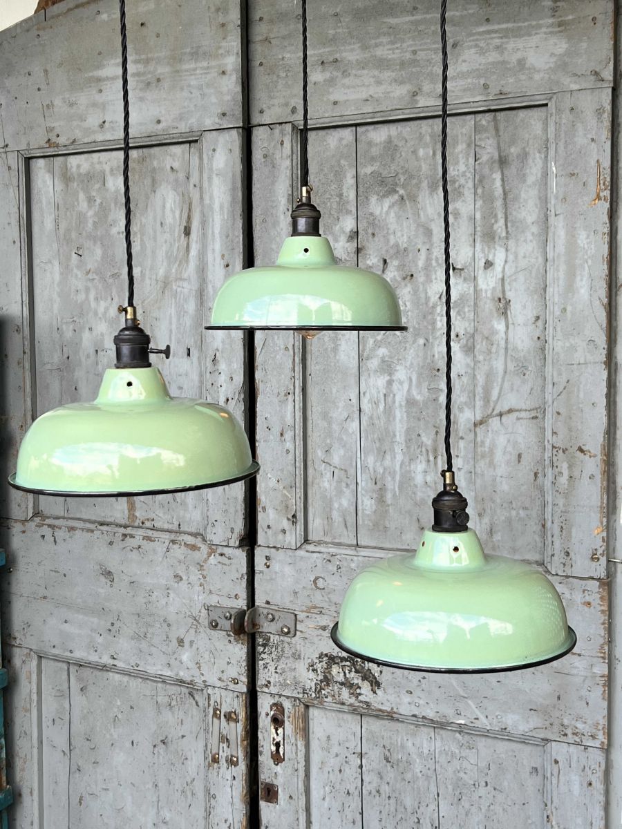 lampe abat jour emaillee industrielle vert amande – Image 2