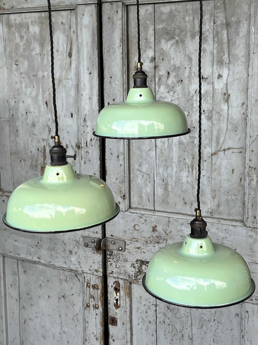 lampe abat jour emaillee industrielle vert amande – Image 3