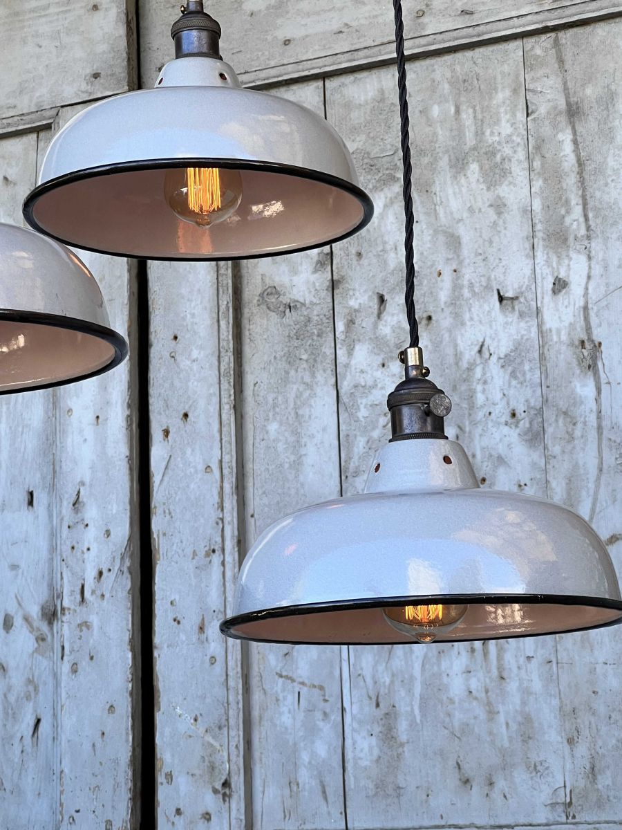 lampe abat jour emaillee industrielle gris sourie – Image 10