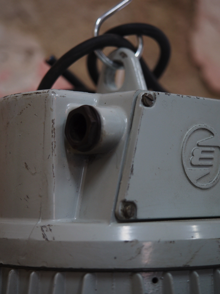 suspension abat jour noir emaillée ancien – Image 9