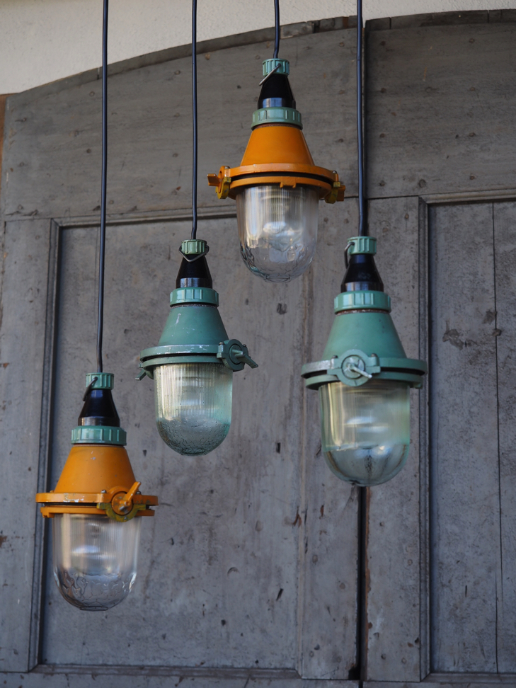 lampe verte industrielle suspension verre – Image 2