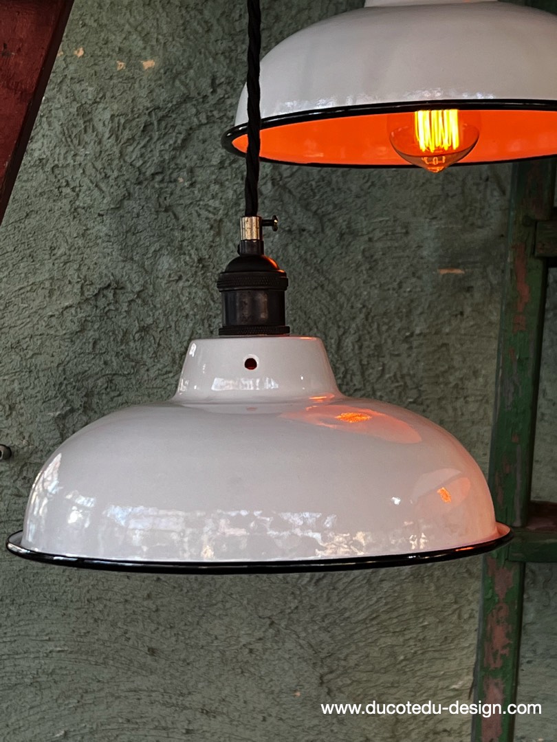 lampe industrielle blanc abat jour bateau emaillee – Image 13