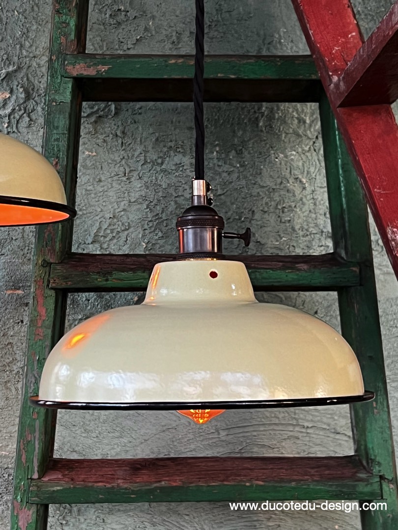 lampe industrielle creme abat jour bateau emaillee – Image 3