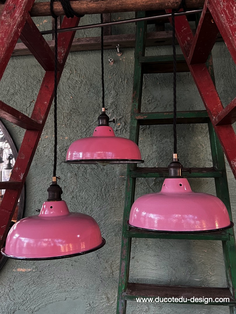 lampe industrielle rose abat jour bateau emaillee – Image 2