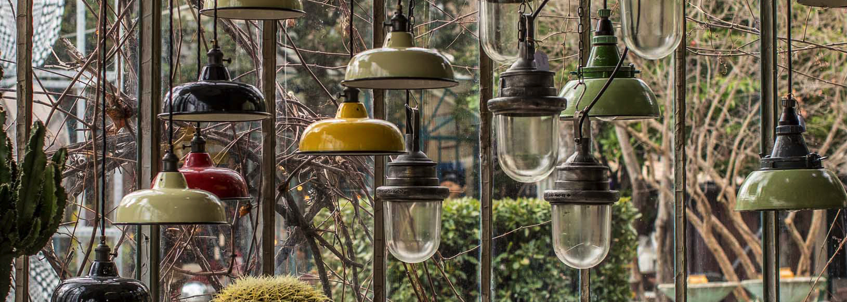 lampe industrielle marche du lez-1