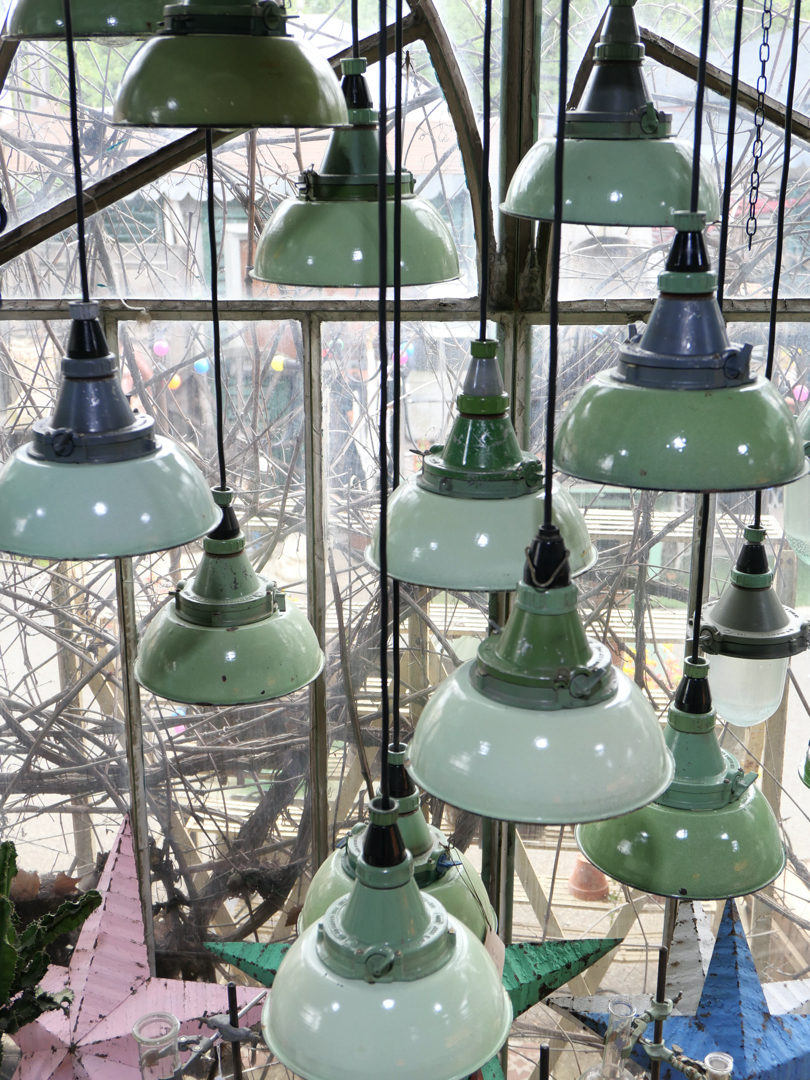 abat jour emaillee vert menthe lampe industrielle globe verre – Image 3