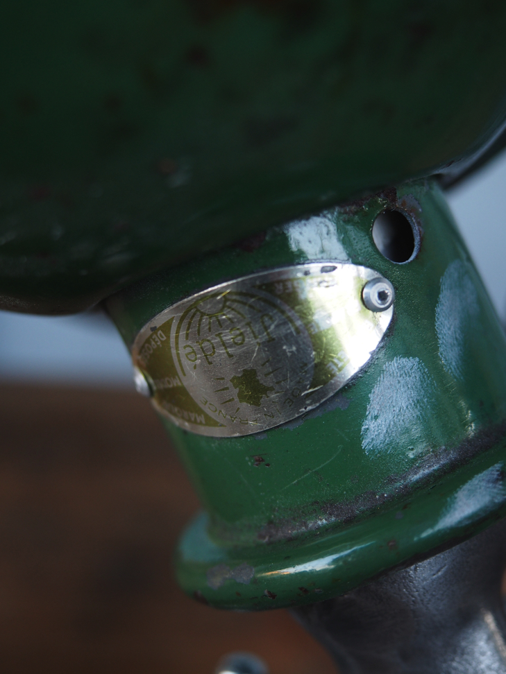 Unique lampe Jielde 1 applique finition vintage industrielle – Image 5