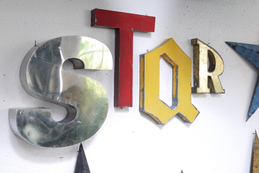 mot composé d'ancienne lettre enseigne star – Image 2