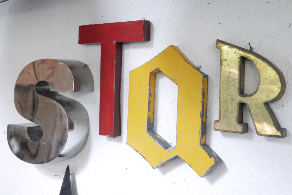 mot composé d'ancienne lettre enseigne star – Image 6