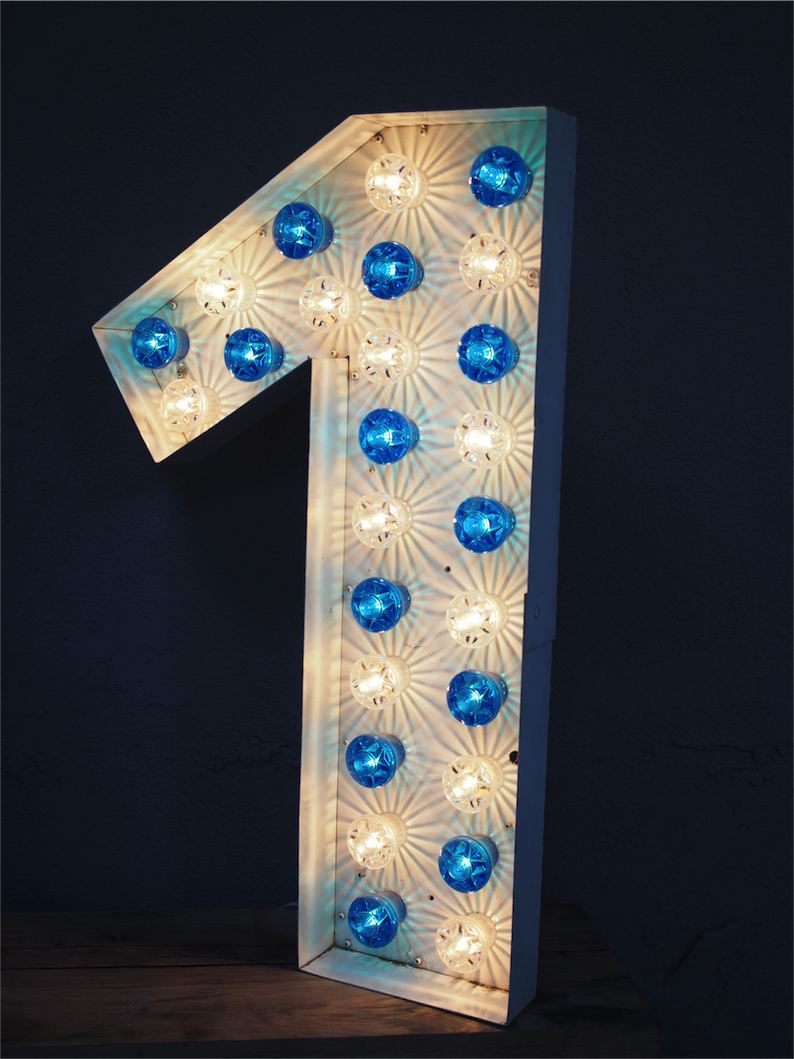 grand numero 1 lettre d'ancienne enseigne lumineuse façon fete foraine – Image 3