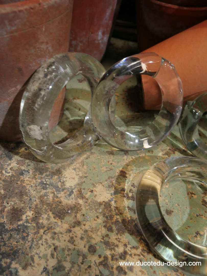 anneaux en verre fait main servant sur les anciens metiers a tisser la soie – Image 3