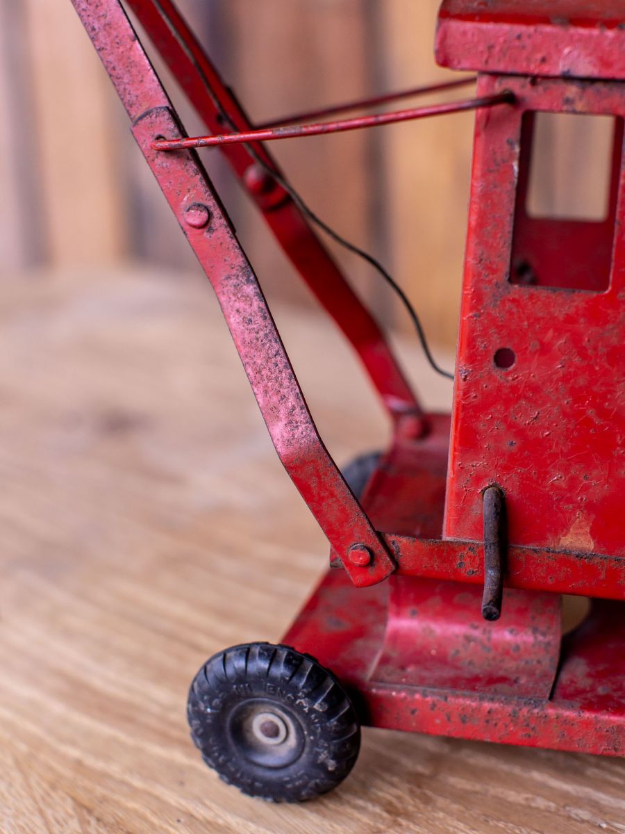 jouet ancien camion grue rouge – Image 4