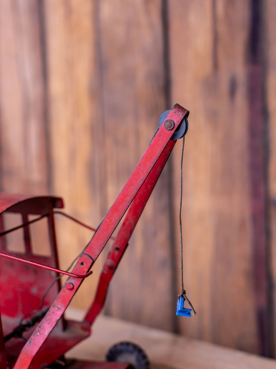 jouet ancien camion grue rouge – Image 6