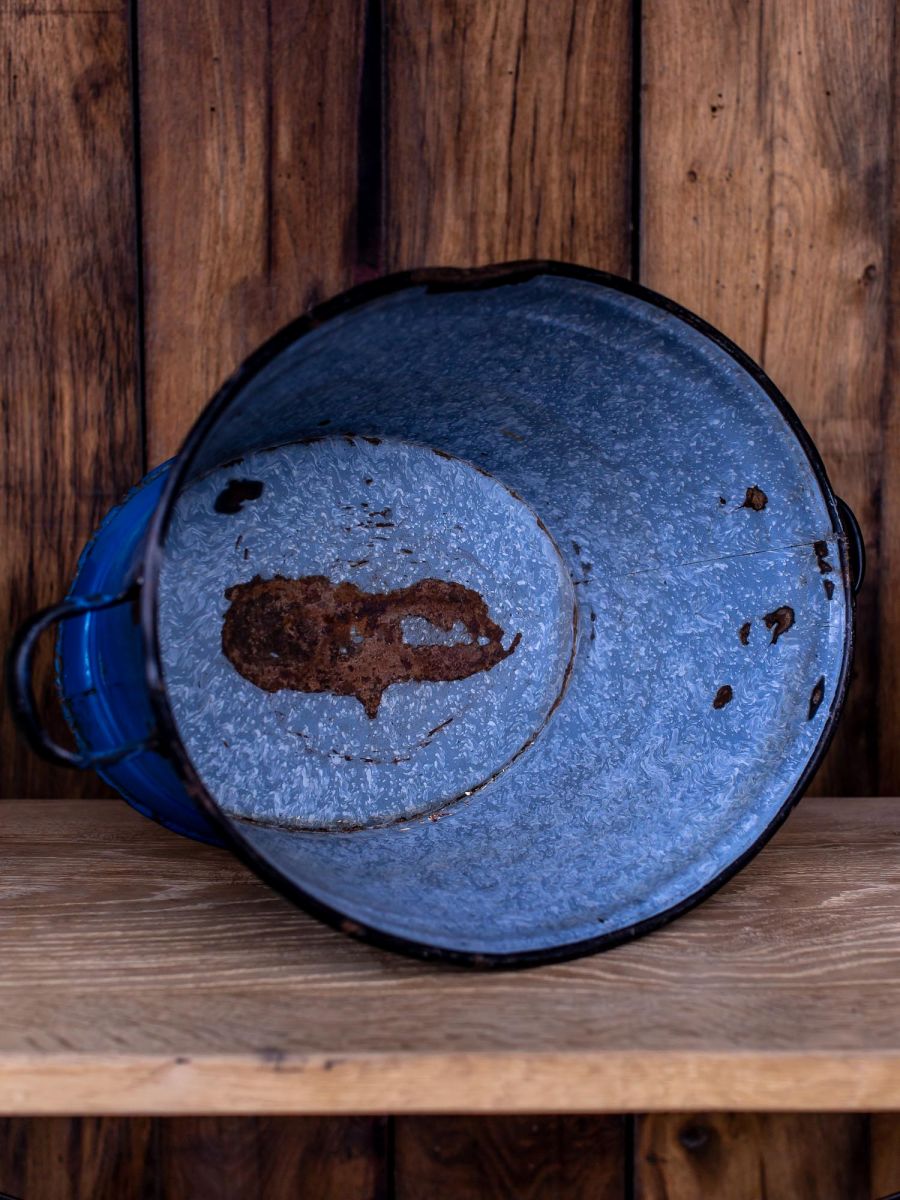 ancienne bassine émaillée bleue – Image 6