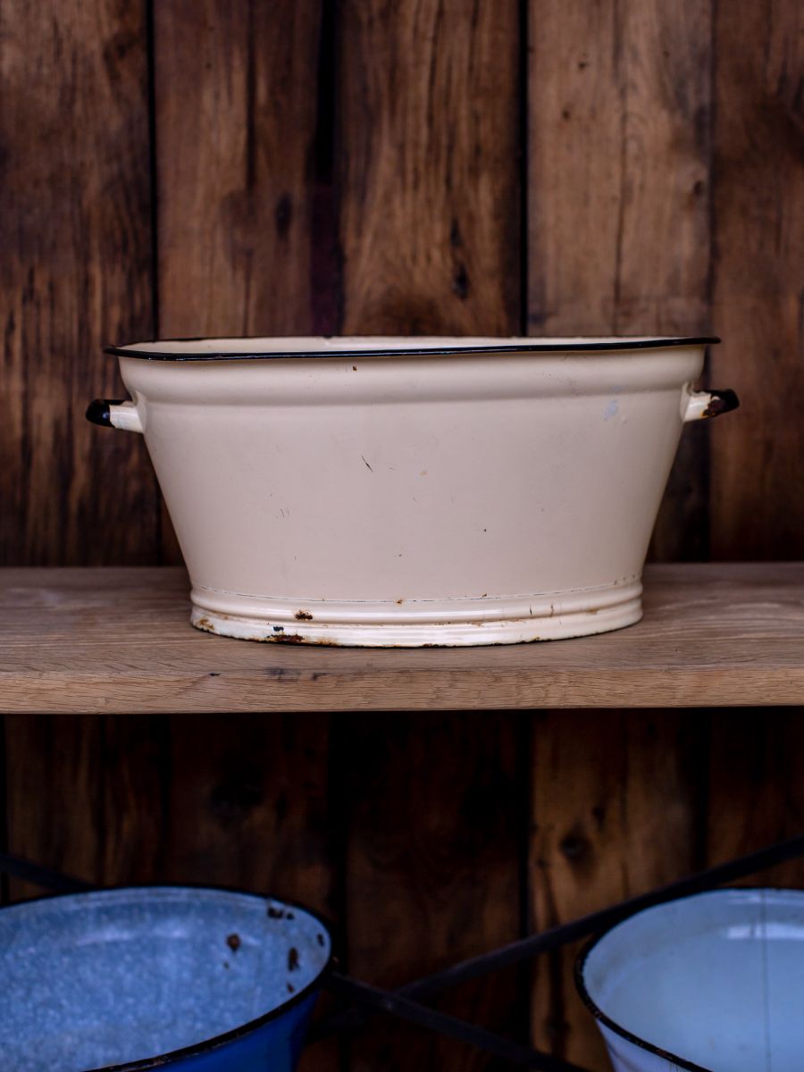 ancienne bassine émaillée rose pastel – Image 3