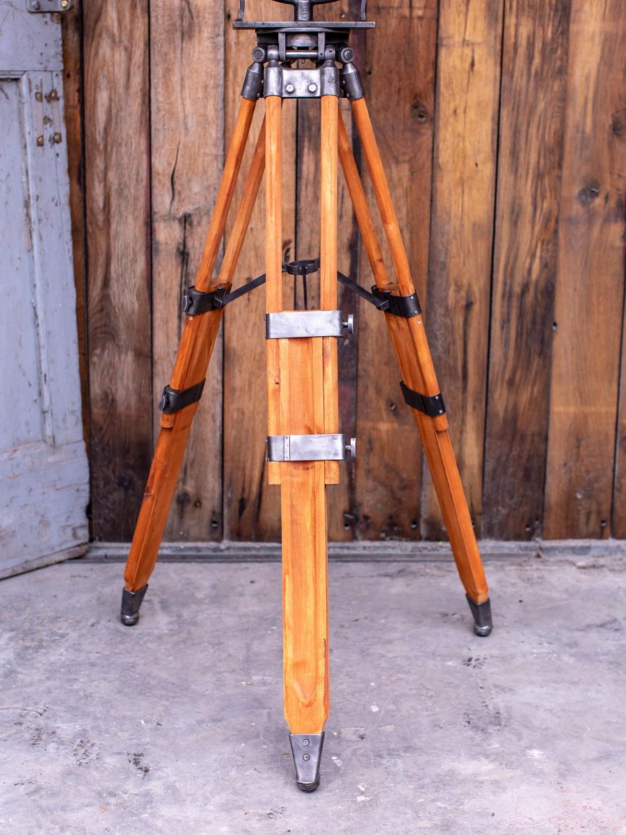 Ancien projecteur cinema Hollywood Bardwell Mcalister pieds bois – Image 4