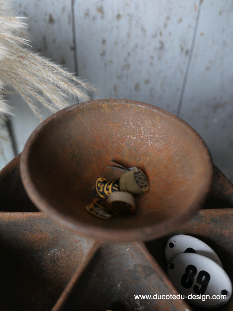 sebile, marguerite de cordonnier , porte semences – Image 7