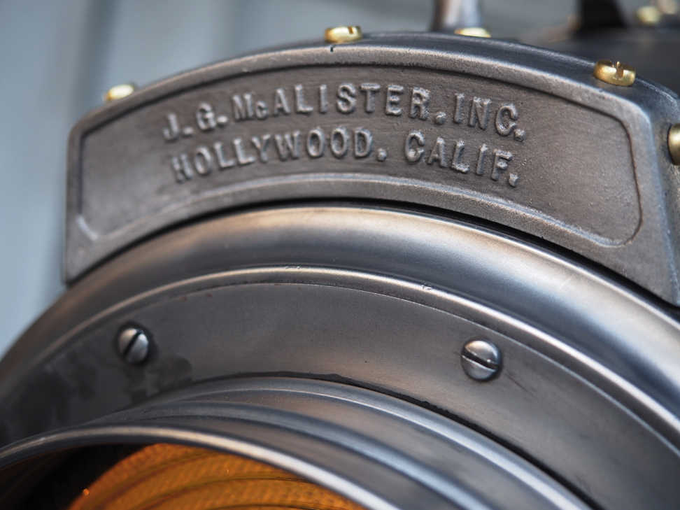 projecteur cinema MCALISTER des studios Hollywood Californie grand pied – Image 10