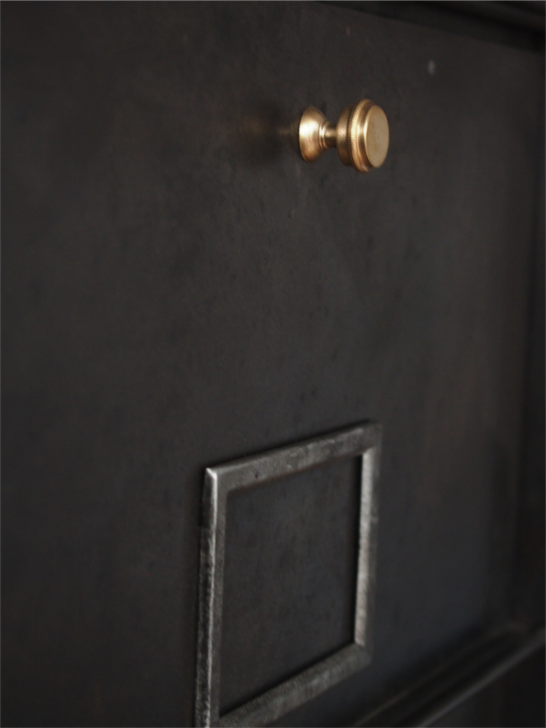 ancien grand meuble 30 casiers industriel a clapet 1950 – Image 8