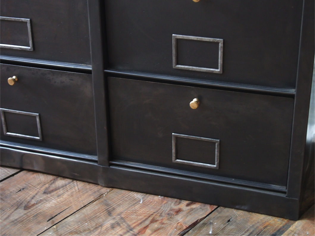 ancien grand meuble 30 casiers industriel a clapet 1950 – Image 12